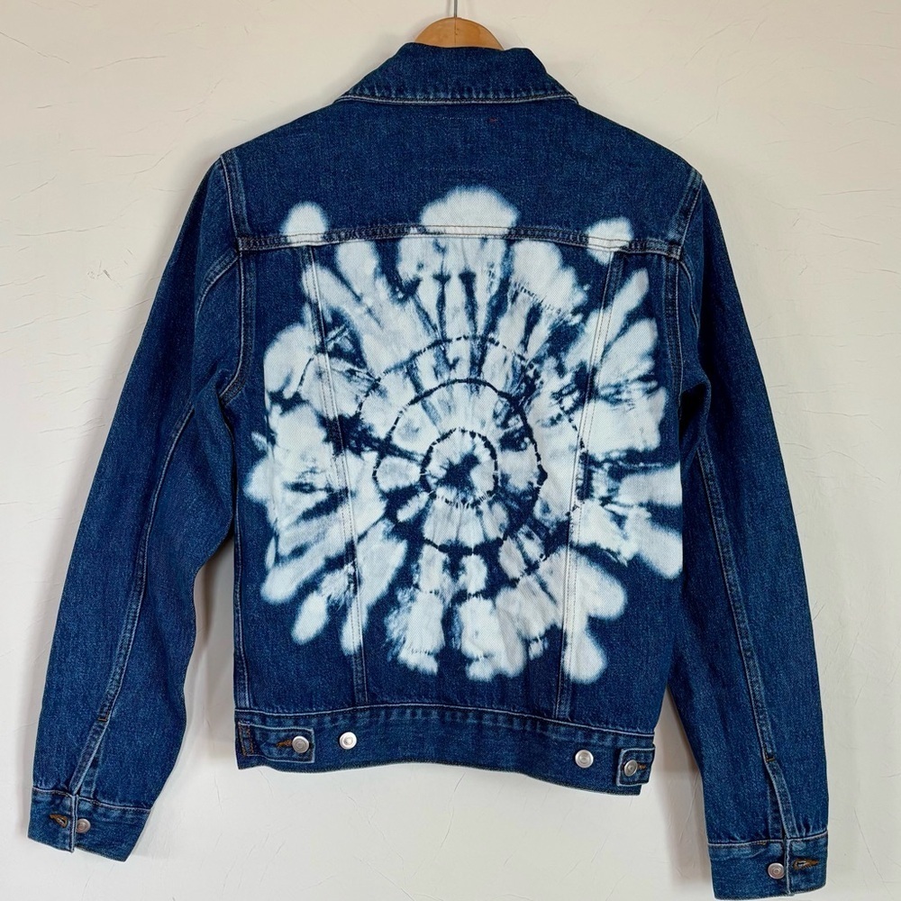 SANDRO French Luxury Brand from Paris Blue Denim Jacket with Tie Die Back. - Picture 2 of 13